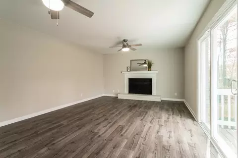 107 Cherokee Ct, Durham, NC 27712 photo 9