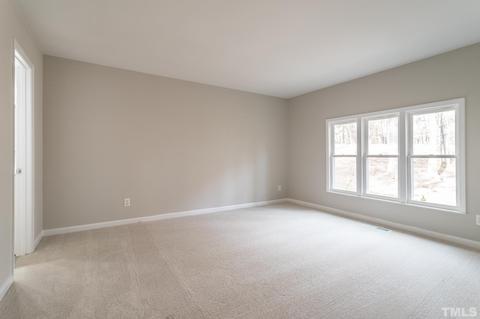 5604 Centennial Dr, Durham, NC 27712 photo 5