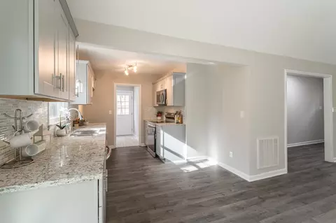 5604 Centennial Dr, Durham, NC 27712 photo 8