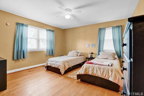 2303 Anthony Dr, Durham, NC 27705 photo 11