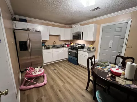 1429 Cherrycrest Dr, Durham, NC 27704 photo 8