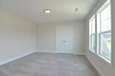 36 Jetstream Ct, Smithfield, NC 27577 photo 6