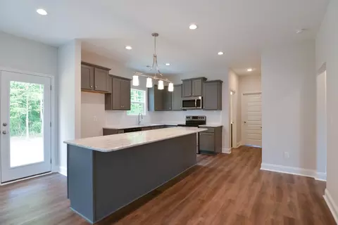 36 Jetstream Ct, Smithfield, NC 27577 photo 4