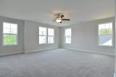 36 Jetstream Ct, Smithfield, NC 27577 photo 5