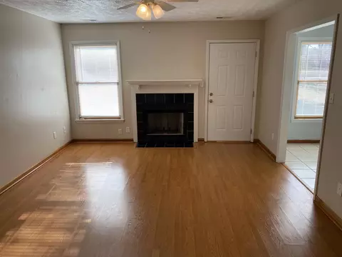 32 Surfwind Dr, Spring Lake, NC 28390 photo 2
