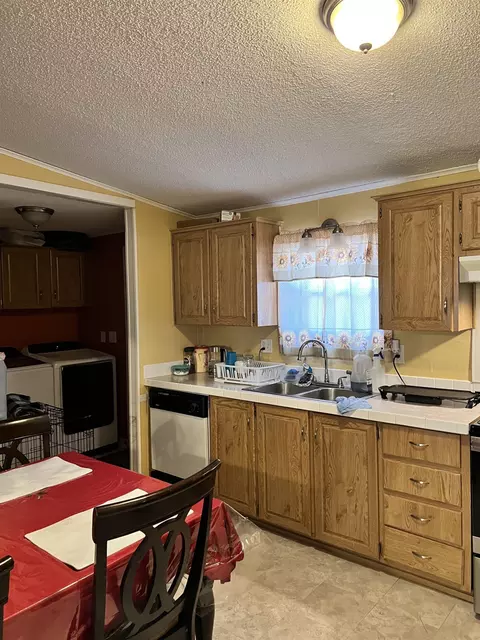 2558 Chadwick Pl, Durham, NC 27704 photo 7