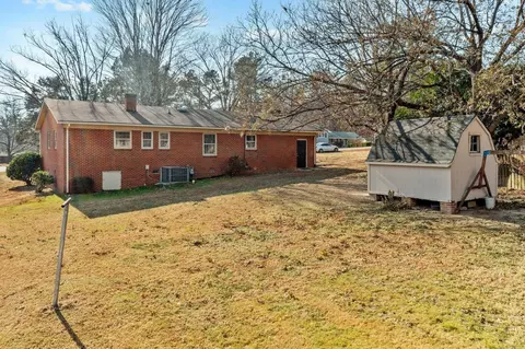 218 Windsor Dr, Roxboro, NC 27573 photo 12