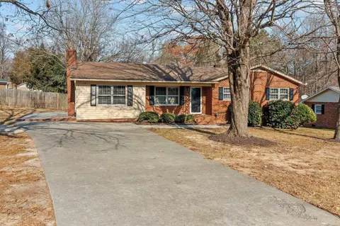 218 Windsor Dr, Roxboro, NC 27573 photo 3