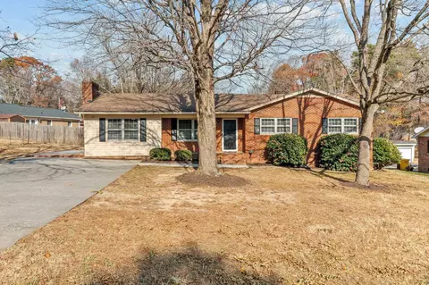 218 Windsor Dr, Roxboro, NC 27573 photo 1