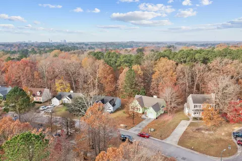 3 Helen Ct, Durham, NC 27704 photo 4