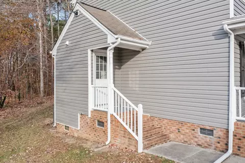 3 Helen Ct, Durham, NC 27704 photo 6