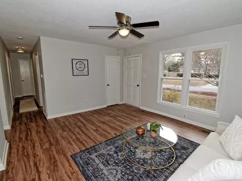 404 Laurel Dr, Smithfield, NC 27577 photo 4