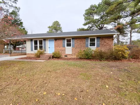 404 Laurel Dr, Smithfield, NC 27577 photo 1
