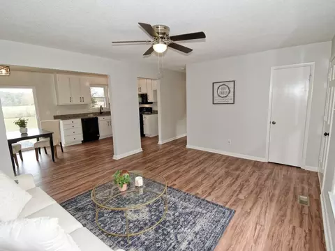 404 Laurel Dr, Smithfield, NC 27577 photo 6