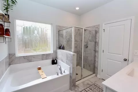 318 Bedivere Ln, Durham, NC 27703 photo 37