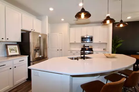 318 Bedivere Ln, Durham, NC 27703 photo 15
