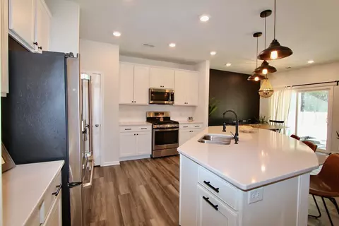 318 Bedivere Ln, Durham, NC 27703 photo 11