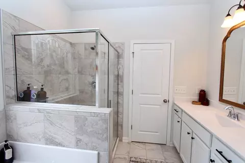 318 Bedivere Ln, Durham, NC 27703 photo 38