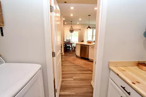 318 Bedivere Ln, Durham, NC 27703 photo 17