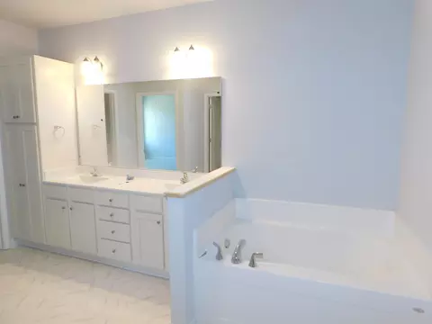 132 Monaghan Ct, Selma, NC 27576 photo 9