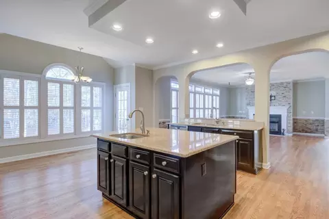 208 Shalimar Dr, Durham, NC 27713 photo 3