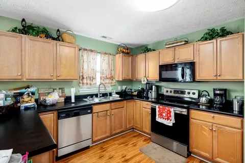 3106 Forrestal Dr, Durham, NC 27703 photo 5