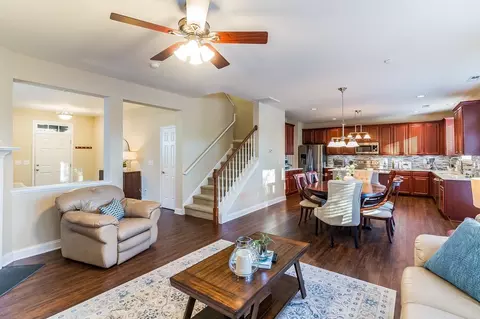 718 Weathervane Dr, Durham, NC 27703 photo 9
