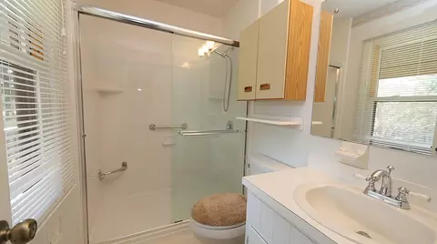 6209 Summerfield Dr, Durham, NC 27712 photo 9