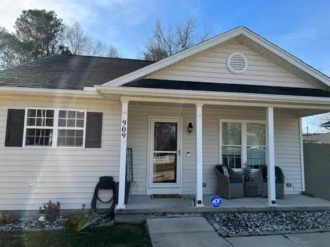 909 Midway Ave, Durham, NC 27703 photo 1