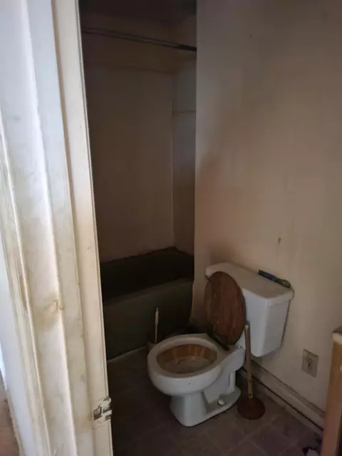 7808 Russell Rd, Durham, NC 27712 photo 4