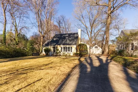 101 E Riverside Dr, Smithfield, NC 27577 photo 9