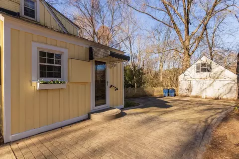 101 E Riverside Dr, Smithfield, NC 27577 photo 11