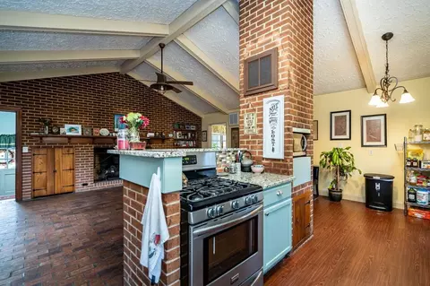 812 S Second St, Smithfield, NC 27577 photo 1