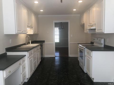 726 Maple Ave, Dunn, NC 28334 photo 13