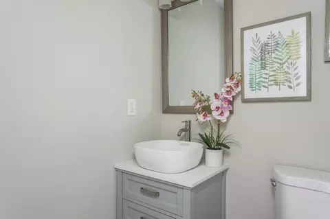 2714 Darrow Rd, Durham, NC 27704 photo 15