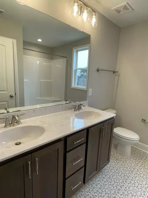 484 Railroad Rd, Benson, NC 27504 photo 10