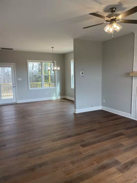 445 Railroad Rd, Benson, NC 27504 photo 5