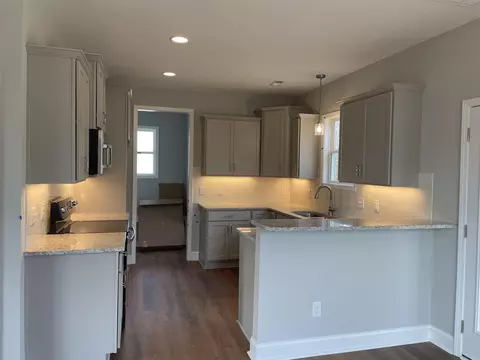 445 Railroad Rd, Benson, NC 27504 photo 2