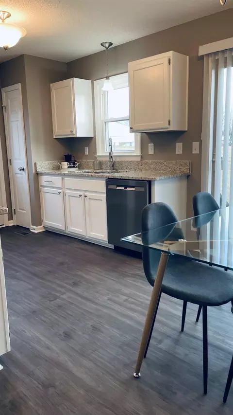101 Stephenson Rd, Benson, NC 27504 photo 8