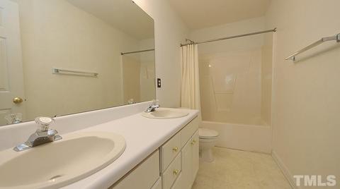 115 Gladstone Dr, Durham, NC 27703 photo 9