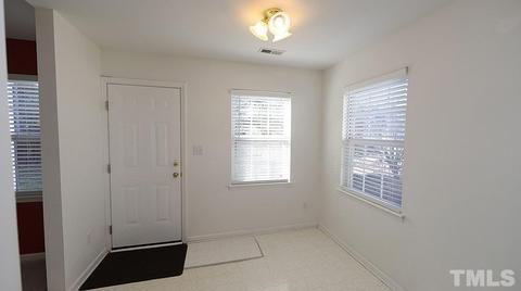 115 Gladstone Dr, Durham, NC 27703 photo 5