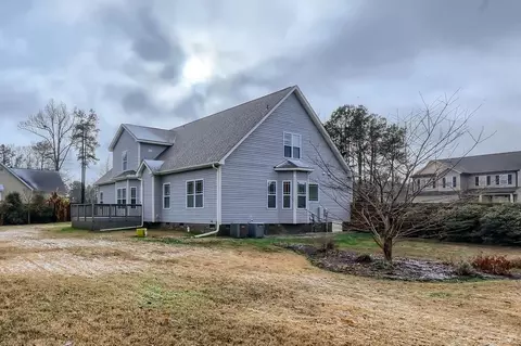 80 E Hackberry Ln, Youngsville, NC 27596 photo 27