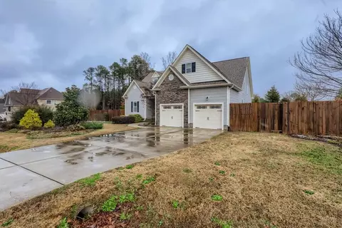 80 E Hackberry Ln, Youngsville, NC 27596 photo 2