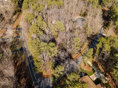 5202 N Willowhaven Dr, Durham, NC 27712 photo 6