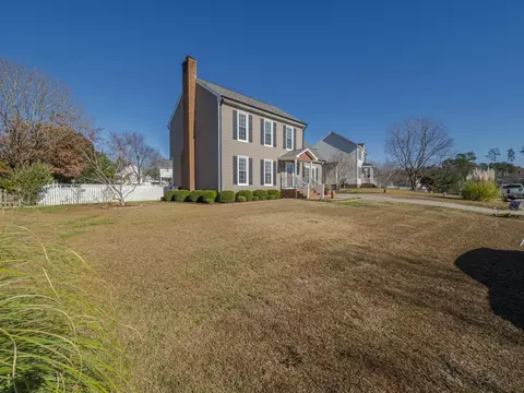 632 Commander Dr, Wendell, NC 27591 photo 3