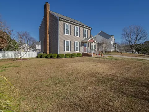 632 Commander Dr, Wendell, NC 27591 photo 2