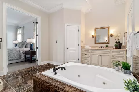 301 Villa Dr, Durham, NC 27712 photo 36