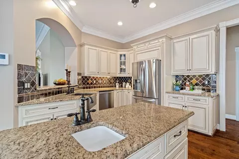 301 Villa Dr, Durham, NC 27712 photo 22