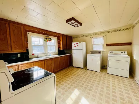 133 3rd St, Haw River, NC 27258 photo 3
