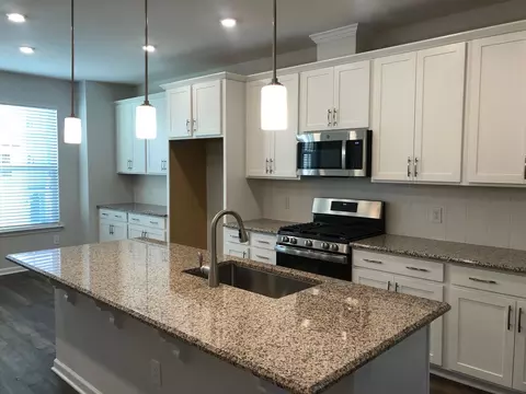 1121 Commack Dr, Durham, NC 27703 photo 4